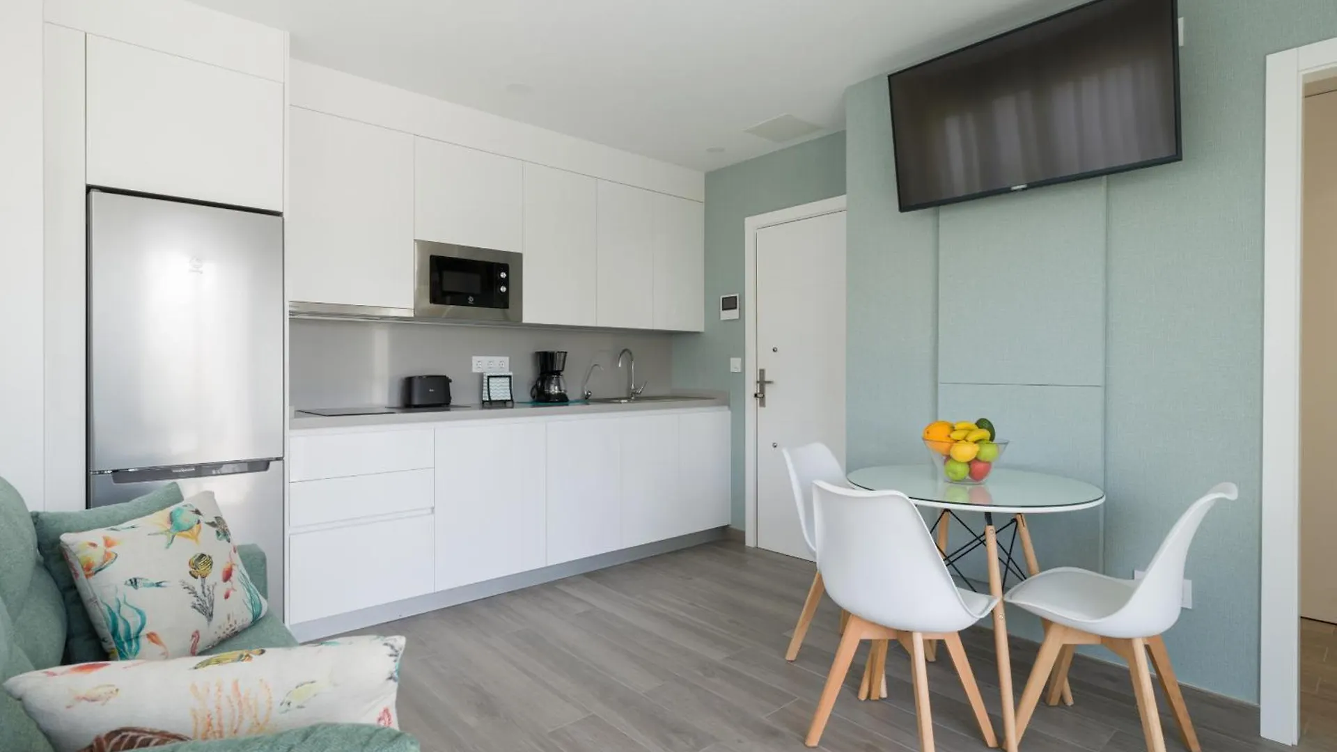 Apartment Victoria Building By Canariasgetaway Telde Spain