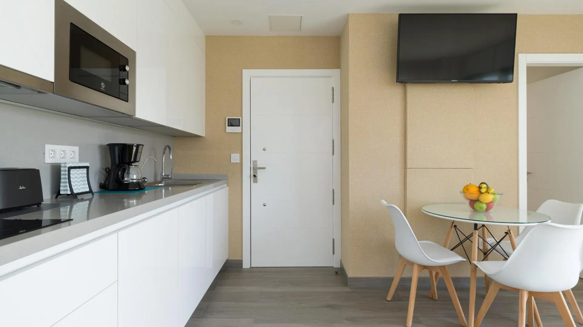 Apartment Victoria Building By Canariasgetaway Telde Spain